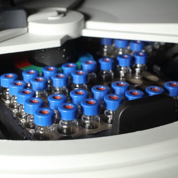 OMICS Servisní Oddělení Hmotnostní Spektrometrie