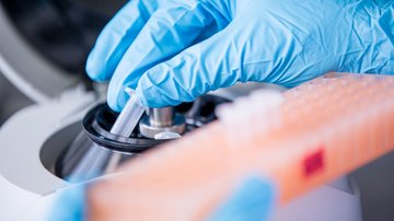 Centrum BIOCEV získalo povolení na velkokapacitní testování koronaviru