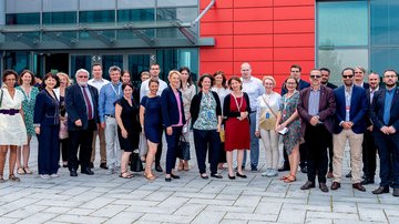 Delegace členských států EU, zástupců Rady EU a MŠMT navštívila výzkumné infrastruktury v centru BIOCEV