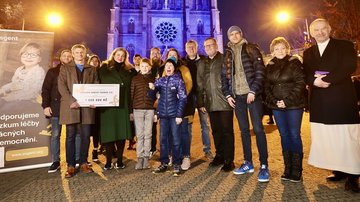 Češi zkoumají geny, kvůli kterým vážně onemocní tisíce dětí ročně. Urychlují tak vývoj účinné léčby.
